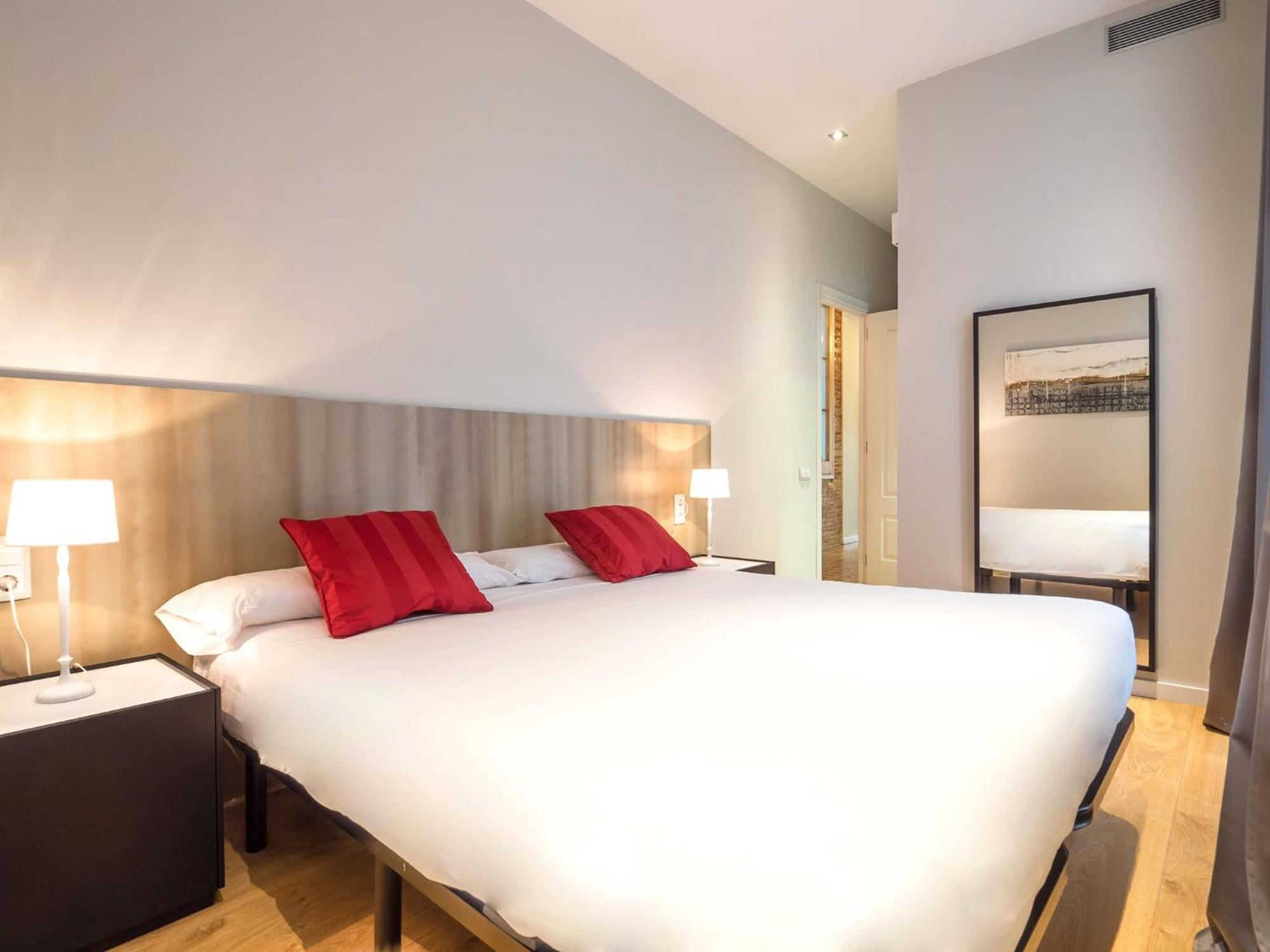 Rent Top Apartments Rambla Catalunya Barcelona Exterior foto