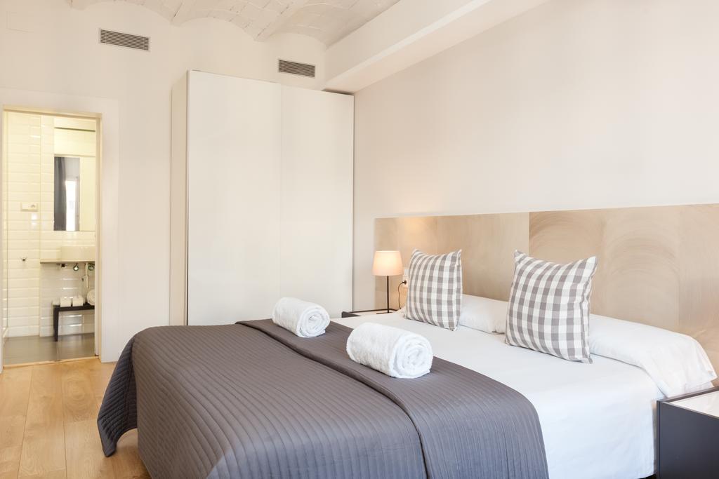 Rent Top Apartments Rambla Catalunya Barcelona Exterior foto